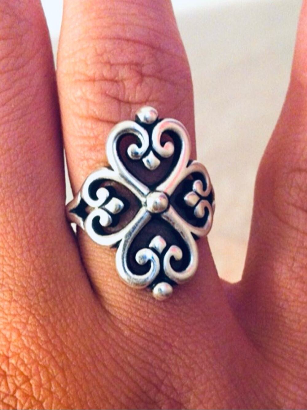 James Avery Adorned Hearts Ring 925 Sterling Silver Retired Wide Band Size 9